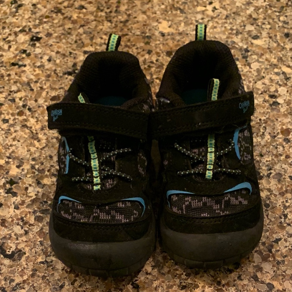 Carter’s size 8 Velcro rubber soled shoes